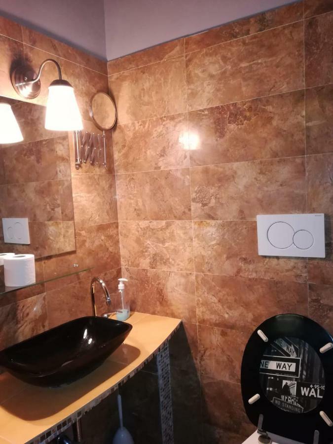 Arthur Hostel Рим Экстерьер фото