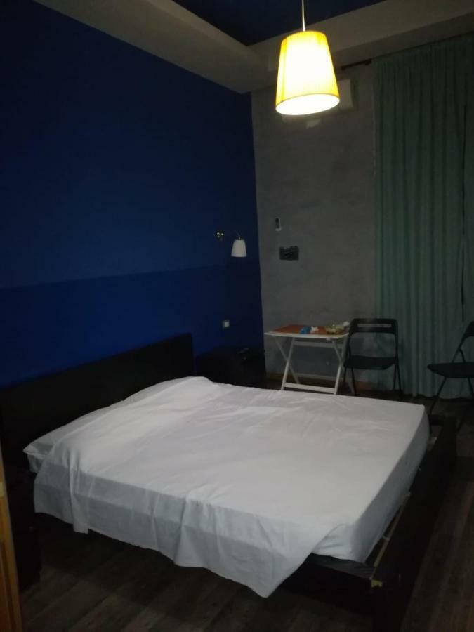 Arthur Hostel Рим Экстерьер фото
